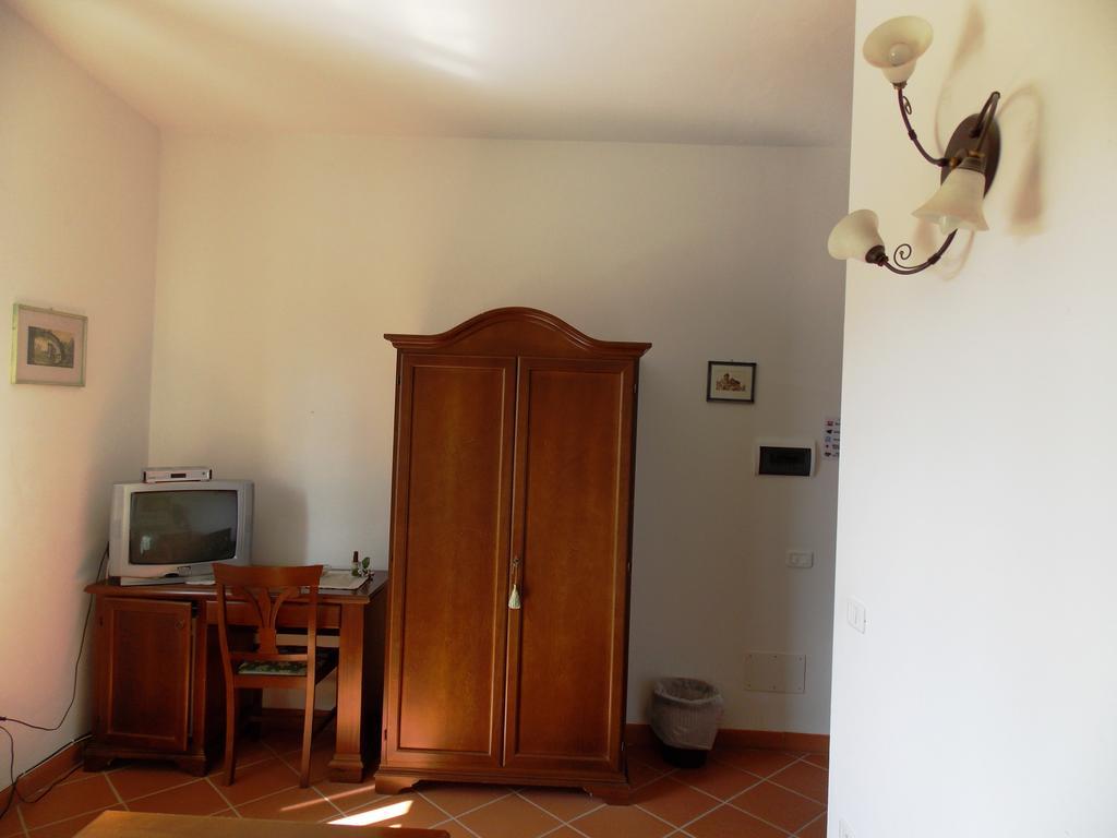 Agriturismo Il Vecchio Imposto Villa มัสซามาริตติมา ภายนอก รูปภาพ